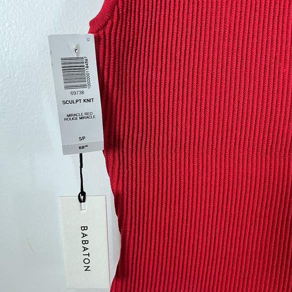“miracle red” Babaton Square Neck Sculpt Knit tank top - Picture 7 of 8